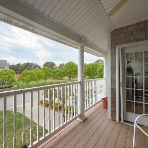 Sitting Porch