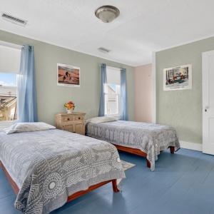 Photo #31 of 4214 MAIN ST, CHINCOTEAGUE, VA 0.1 acres