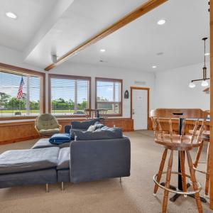 Photo #32 of 4247 KIPTOPEKE DR, CAPE CHARLES, VA 0.5 acres