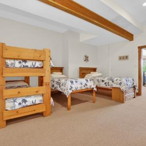 Photo #33 of 4247 KIPTOPEKE DR, CAPE CHARLES, VA 0.5 acres