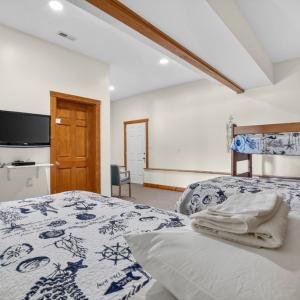 Photo #34 of 4247 KIPTOPEKE DR, CAPE CHARLES, VA 0.5 acres