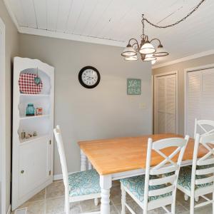 Photo #15 of 4250 BENNETT LN, CHINCOTEAGUE, VA 0.4 acres
