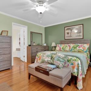 Photo #30 of 5245 MAIN ST, CHINCOTEAGUE, VA 0.6 acres