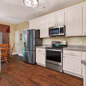 Photo #12 of 8 BURFORD CT, CAPE CHARLES, VA 14,636.0 acres