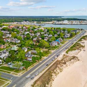 Photo #119 of 306 BAY AVE, CAPE CHARLES, VA 0.5 acres