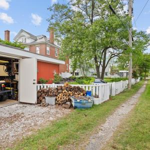 Photo #14 of 306 BAY AVE, CAPE CHARLES, VA 0.5 acres