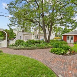 Photo #15 of 306 BAY AVE, CAPE CHARLES, VA 0.5 acres