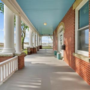 Photo #25 of 306 BAY AVE, CAPE CHARLES, VA 0.5 acres