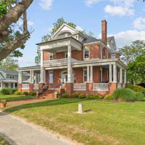 Photo #28 of 306 BAY AVE, CAPE CHARLES, VA 0.5 acres