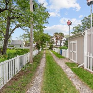 Photo #38 of 306 BAY AVE, CAPE CHARLES, VA 0.5 acres