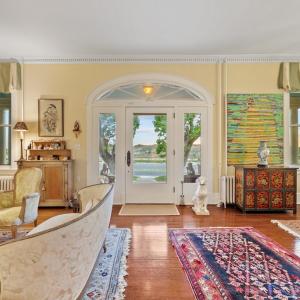 Photo #4 of 306 BAY AVE, CAPE CHARLES, VA 0.5 acres