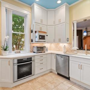 Photo #55 of 306 BAY AVE, CAPE CHARLES, VA 0.5 acres