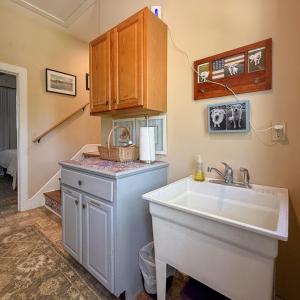 Photo #112 of 212 BAY AVE, CAPE CHARLES, VA 0.3 acres