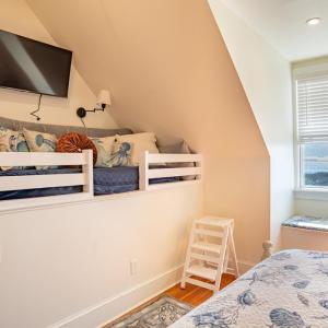 Photo #115 of 212 BAY AVE, CAPE CHARLES, VA 0.3 acres