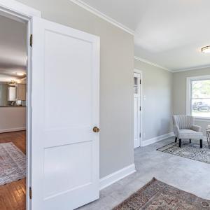 Sun Room, Has exterior access to the front patio