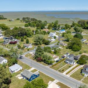 35486 Upshur Neck Rd, Quinby, VA