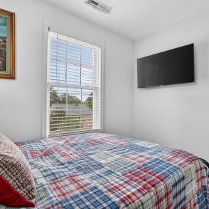 Photo #29 of 7210 BUNTING RD, CHINCOTEAGUE, VA 0.1 acres