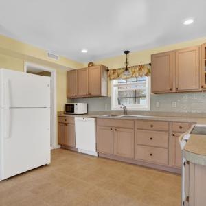 Photo #17 of 6390 CHURCH ST, CHINCOTEAGUE, VA 0.1 acres