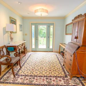 Wide Front Entrance