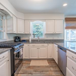Photo #8 of 5504 AMRIEN DR, CHINCOTEAGUE, VA 0.3 acres