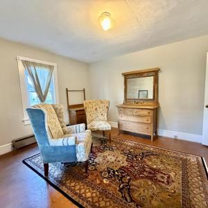 Bedroom / Office / Bonus Room v2