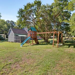 24442 Adelaide Street, Parksley