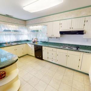 Plenty of room for multiple cooks in this kitchen