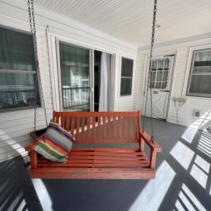 Screen porch off of sunroom