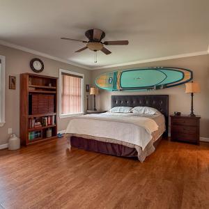 Main Primary Bedroom