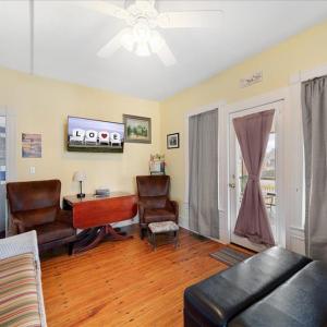 Photo #16 of 4420 MAIN ST, CHINCOTEAGUE, VA 0.2 acres