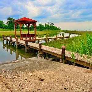 Community Boat Ramp/Pier