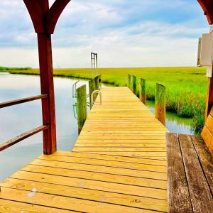 Community Pier