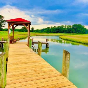 Community Pier
