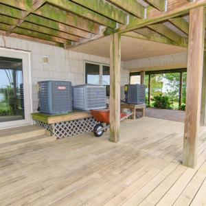 Basement Deck, Plenty of space for additional gathering with friends and this leads right out to back yard.