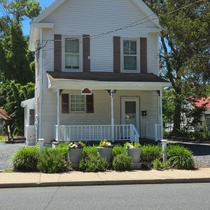 Photo #2 of 43 NORTH ST, ONANCOCK, VA