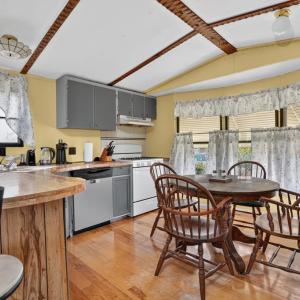 Photo #9 of 8145 SEASHELL DR, CHINCOTEAGUE, VA 0.1 acres