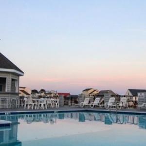 Enjoy the Town Center Pool.  Photo Credit:  CCG&YC