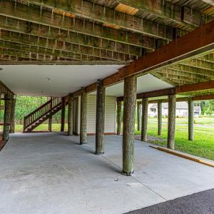 Under HOme