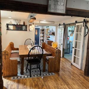 Photo #14 of 39052 CHURCH ST, GREENBACKVILLE, VA 0.4 acres
