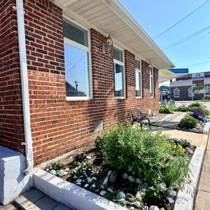 Photo #4 of 4134 MAIN ST, CHINCOTEAGUE, VA 0.1 acres