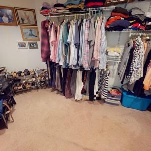 Main Bedroom Walk-in Closet