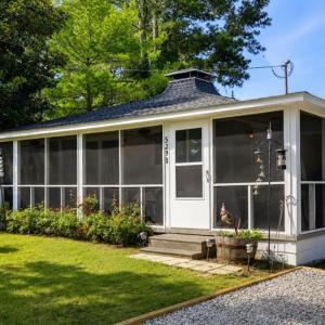 Photo #2 of 5290 LAKEVIEW RD, CHINCOTEAGUE, VA 0.3 acres