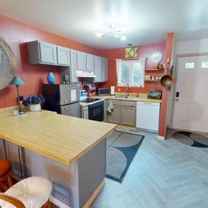 Photo #3 of 7216 OAK RIDGE PL, CHINCOTEAGUE, VA