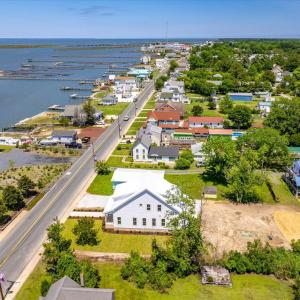 Photo #4 of 3508 MAIN ST, CHINCOTEAGUE, VA 0.3 acres
