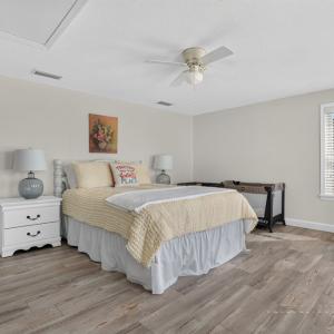 Photo #34 of 3566 MAIN ST, CHINCOTEAGUE, VA 0.1 acres