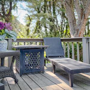 Private Deck