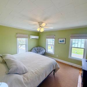 Photo #35 of 3238 MAIN ST, CHINCOTEAGUE, VA 0.1 acres