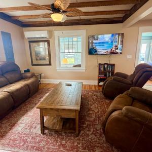 Photo #17 of 3238 MAIN ST, CHINCOTEAGUE, VA 0.1 acres