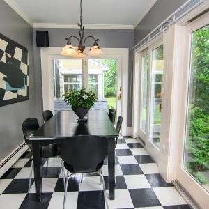 Breakfast Room