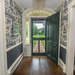 Foyer view 2